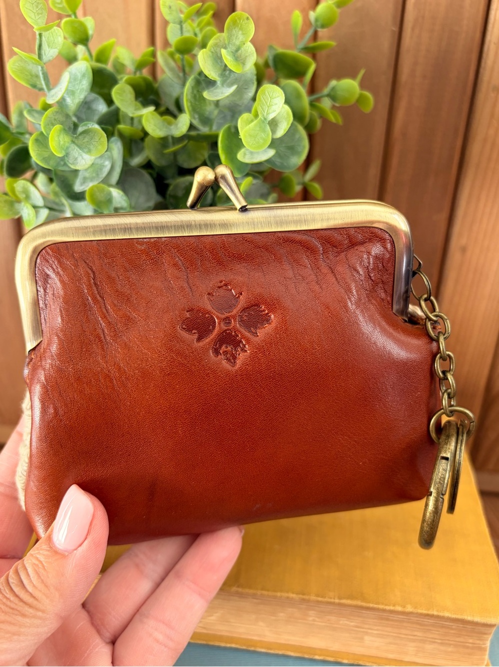 Patricia Nash Chestnut Brown Leather Kiss-Lock Coin Purse - Picture 3 of 7